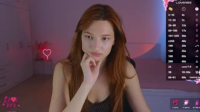 Snapshot of CuteAriel7 chatting on 06.08.26 CuteAriel7 online show from 06.08.26