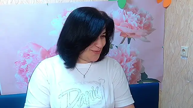 Snapshot of BridjetTur chatting on 09.17.25 BridjetTur online show from 09.17.25