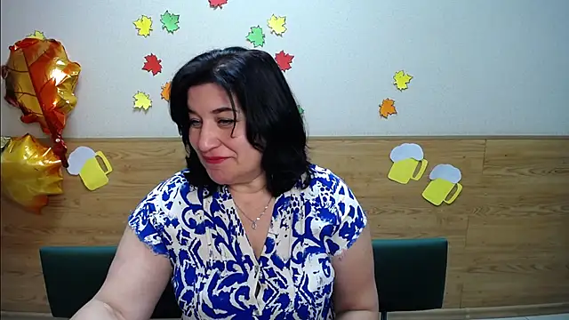 Snapshot of BridjetTur chatting on 09.24.25 BridjetTur online show from 09.24.25