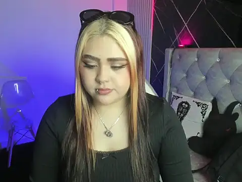 im bunny   online show from 12.01.25