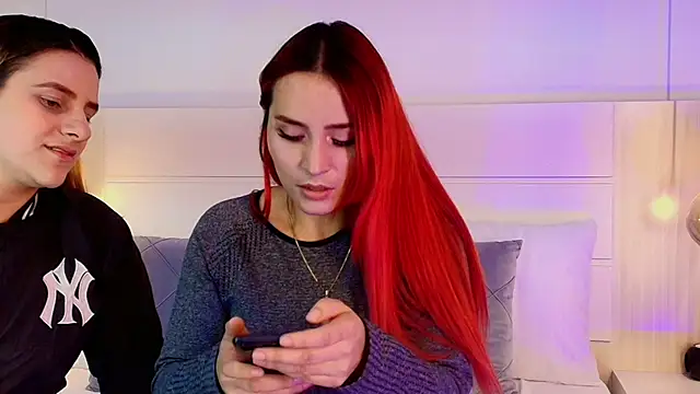 Snapshot of Dakota_Megan_69 chatting on 10.22.25 Dakota Megan 69 online show from 10.22.25