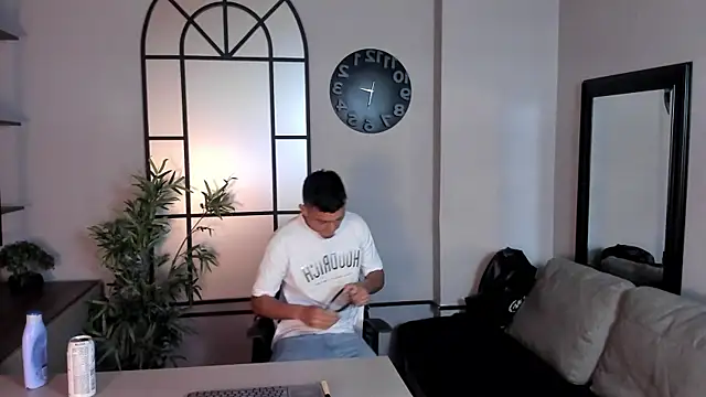 MrJustin  online show from 10.10.25