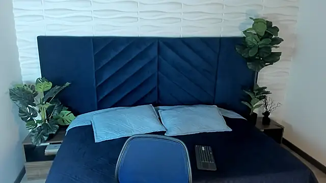 MrJustin  online show from 11.28.25