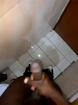 NaughtyBen10 online show from 11.16.25