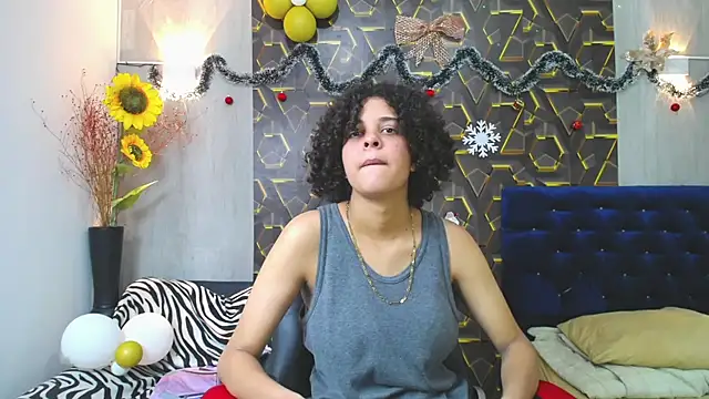 miss leidy  online show from 12.03.25