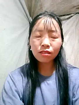 Snapshot of hera-00 chatting on 09.12.25 hera-00 online show from 09.12.25