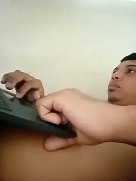 Snapshot of Zoro25_ chatting on 12.17.25 Zoro25 online show from 12.17.25