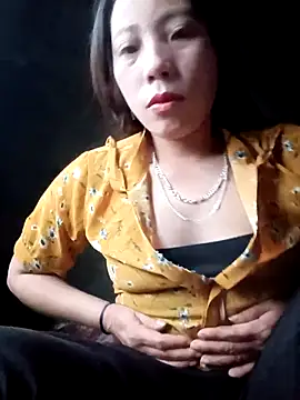 Snapshot of Phuong_xxx chatting on 12.14.25 Phuong xxx online show from 12.14.25