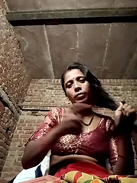 Snapshot of Xx_pooja chatting on 10.19.25 Xx pooja online show from 10.19.25