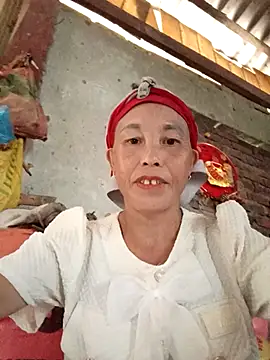 Snapshot of me-cute chatting on 09.10.25 me-cute online show from 09.10.25