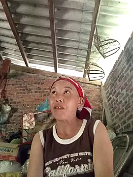 Snapshot of me-cute chatting on 09.12.25 me-cute online show from 09.12.25