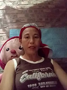 Snapshot of me-cute chatting on 09.19.25 me-cute online show from 09.19.25