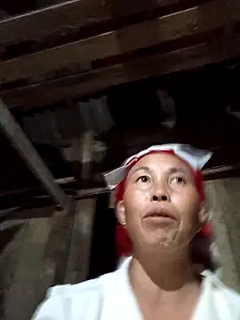 Snapshot of me-cute chatting on 09.21.25 me-cute online show from 09.21.25