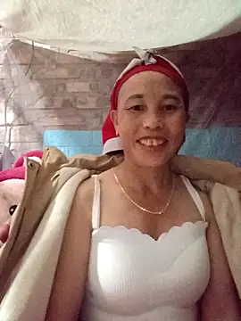 Snapshot of me-cute chatting on 10.09.25 me-cute online show from 10.09.25