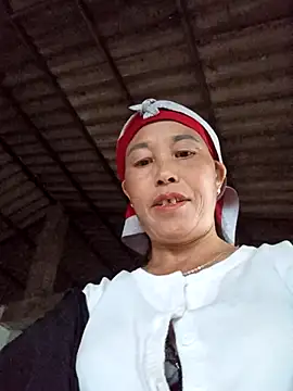 Snapshot of me-cute chatting on 11.07.25 me-cute online show from 11.07.25