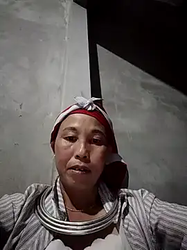 Snapshot of me-cute chatting on 11.09.25 me-cute online show from 11.09.25