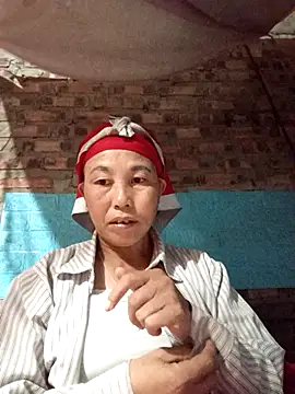 Snapshot of me-cute chatting on 12.03.25 me-cute online show from 12.03.25