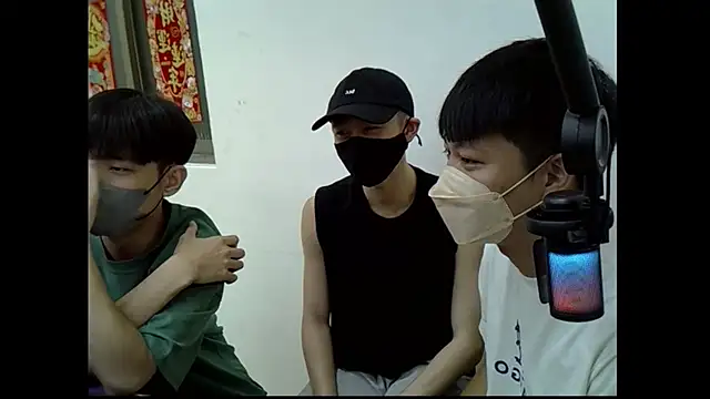 zhu000000 online show from 10.16.25