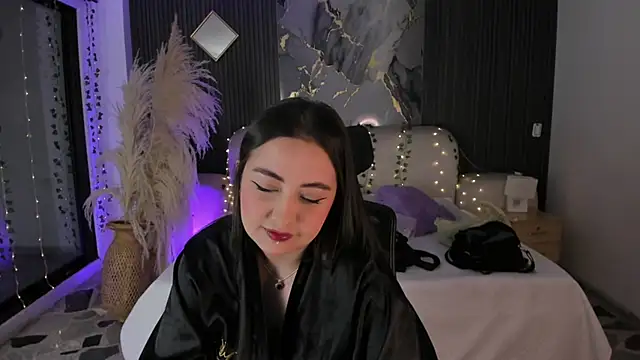 SarahCastro1  online show from 02.13.26