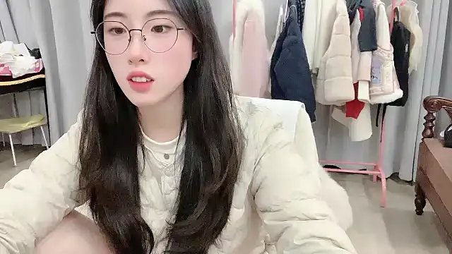 Freya7777 online show from 12.14.25