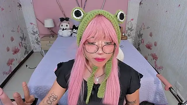 SafiroAgataaa online show from 11.28.25