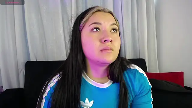 Annie A  online show from 10.07.25