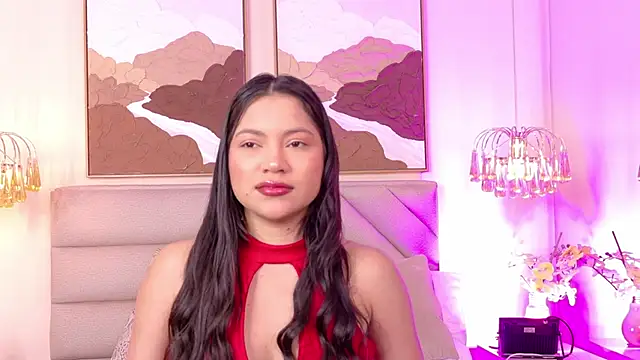 Snapshot of kendalFox_ chatting on 11.30.25 kendalFox online show from 11.30.25