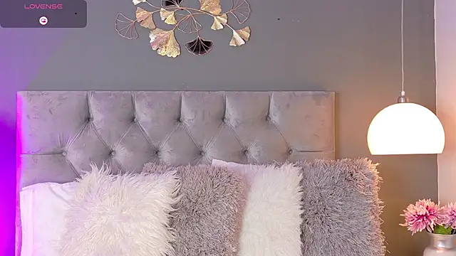 kendalFox  online show from 03.06.26