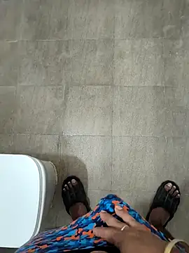 Snapshot of bigdick_lickingexpert08 chatting on 10.01.25 bigdick lickingexpert08 online show from 10.01.25