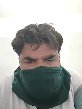 Snapshot of bigdick_lickingexpert08 chatting on 10.07.25 bigdick lickingexpert08 online show from 10.07.25