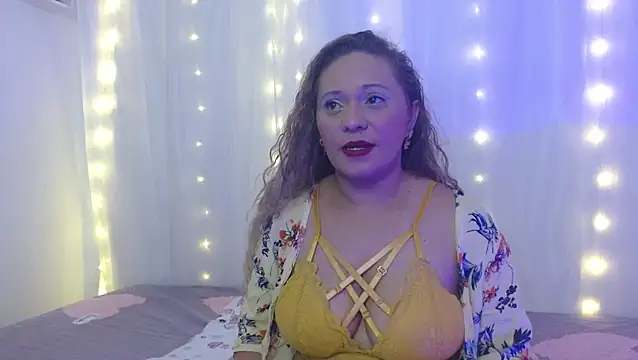 Snapshot of NoraParkeer chatting on 09.22.25 NoraParkeer online show from 09.22.25