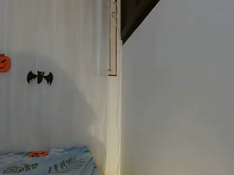 Snapshot of NoraParkeer chatting on 10.11.25 NoraParkeer online show from 10.11.25