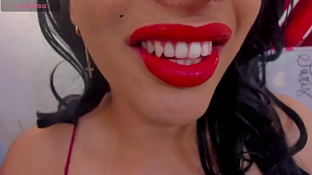 sweet Elizabeth online show from 04.15.26