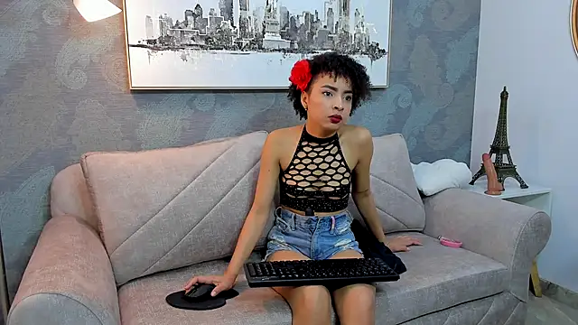 Snapshot of Lucia_jane chatting on 11.12.25 Lucia jane online show from 11.12.25