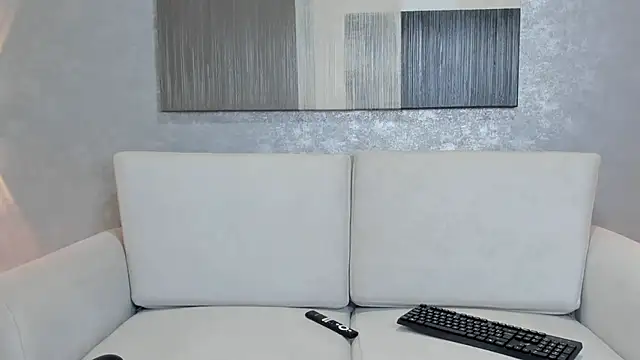 Lucia jane online show from 06.04.26