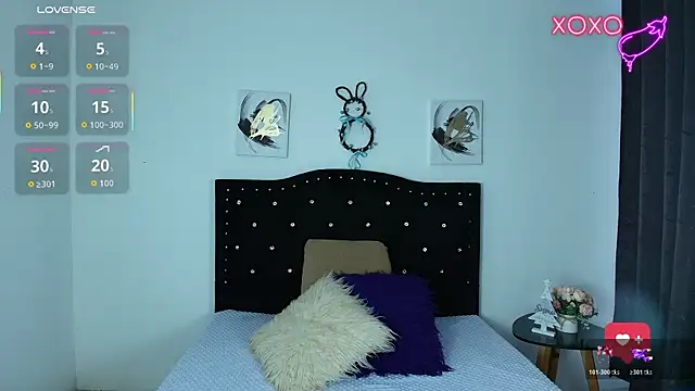 SammySmall F w online show from 12.16.25