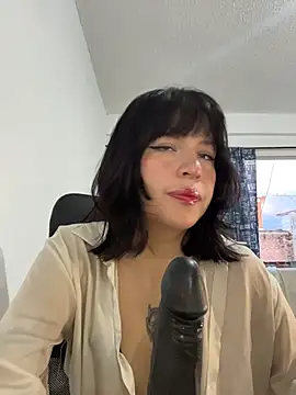 aliciia 23 online show from 11.21.25