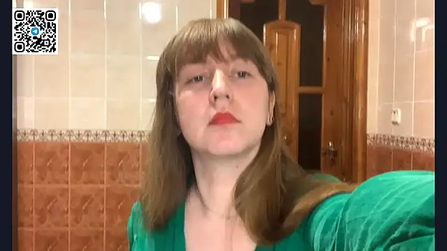 MaroonMoon  online show from 09.11.25