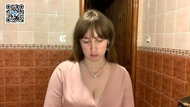 MaroonMoon  online show from 09.27.25