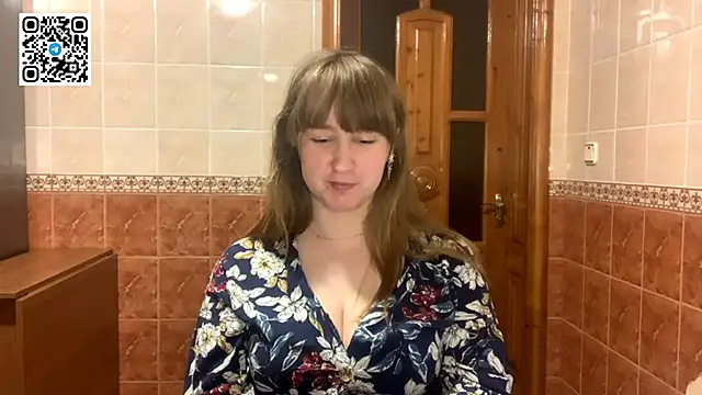 MaroonMoon  online show from 11.22.25