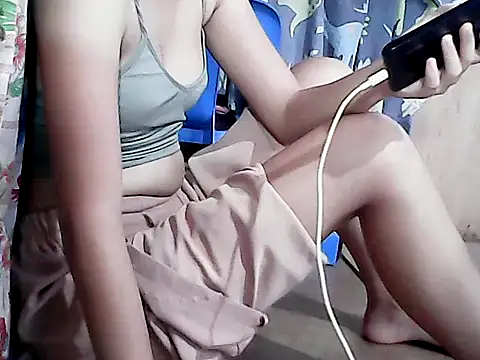 Snapshot of pinay-momm1682 chatting on 04.07.26 pinay-momm1682 online show from 04.07.26
