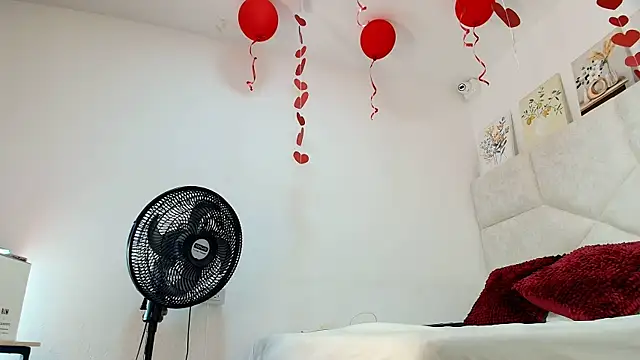 elizawiliamst online show from 02.28.26