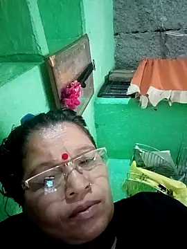 Manavi x online show from 04.18.26