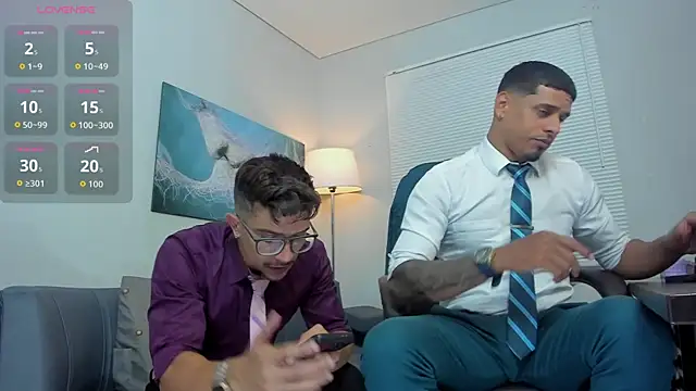 Snapshot of AnibalSteam chatting on 12.21.25 AnibalSteam online show from 12.21.25