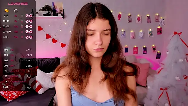 amy cute cat online show from 12.19.25