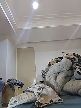 Lovelyanan online show from 12.14.25