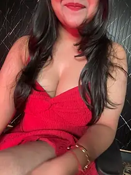 Snapshot of Pihu_9 chatting on 12.16.25 Pihu 9 online show from 12.16.25