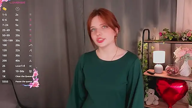 AnnieKim  online show from 03.24.26