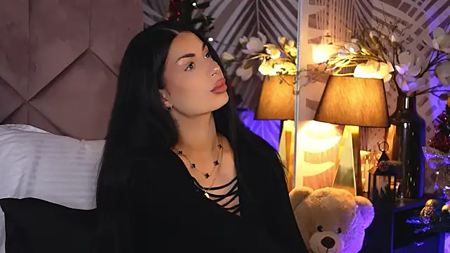 EvaRhea online show from 12.15.25