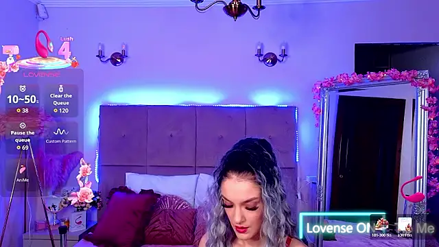 Nicole Bond online show from 02.20.26